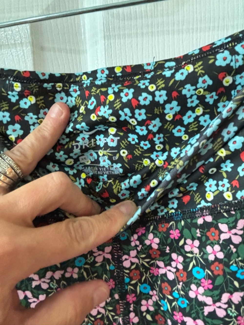 Nike Dri Fit XS Floral Print Leggings - Multicolor
